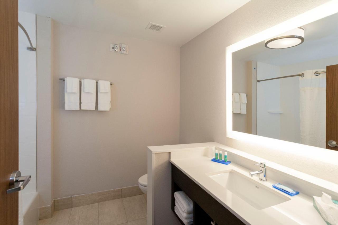 Holiday Inn Express - Blair By Ihg Kültér fotó